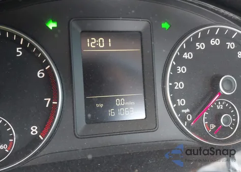 2010 Volkswagen Jetta Limited Edition z USA, uszkodzony, nr VIN 3VWAZ7AJ1AM096355